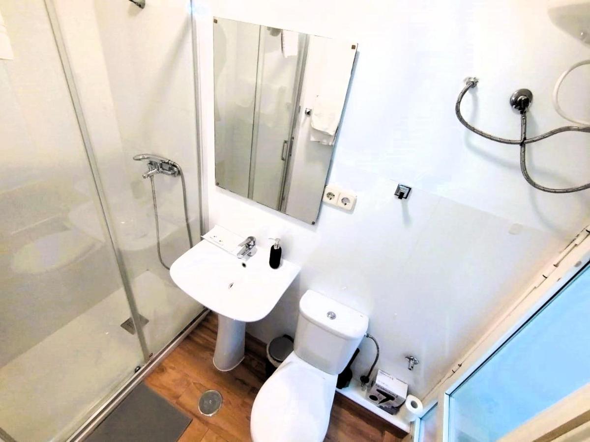 Puerta Del Sol - Apartamento Para 6 Madrid Eksteriør billede