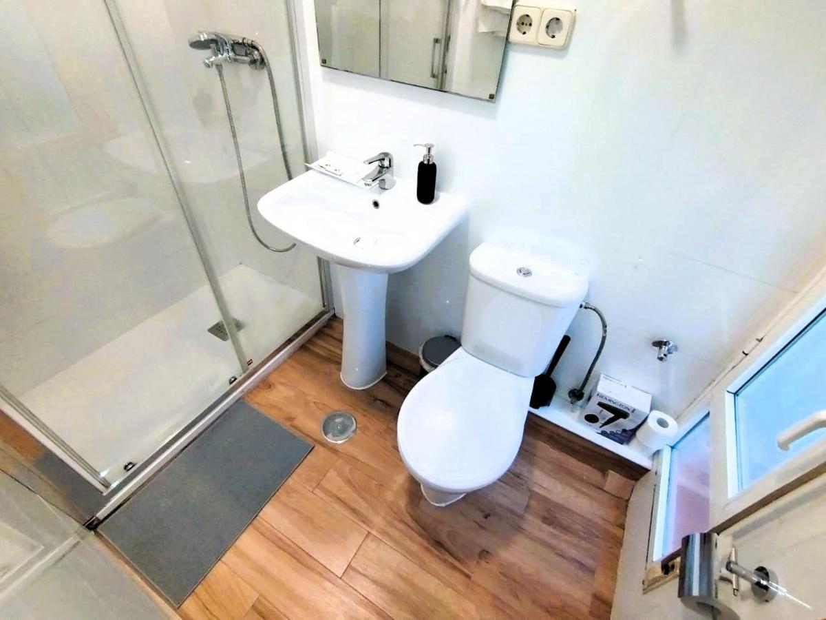 Puerta Del Sol - Apartamento Para 6 Madrid Eksteriør billede